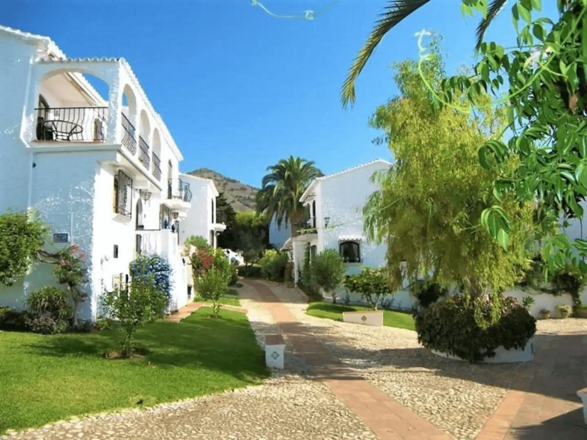 Right By The Pool Area In Capistrano Village! Nerja Exterior foto